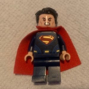 LEGO superman mini figure
